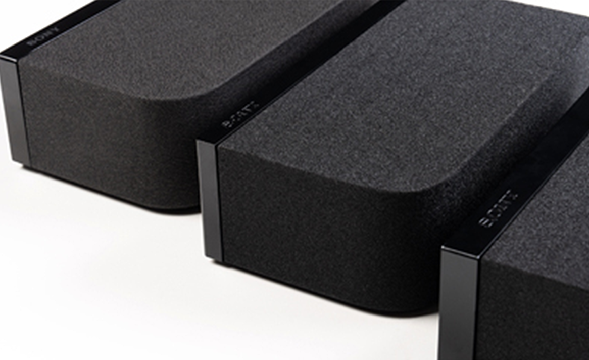 Image of the design accents on the soundbar.