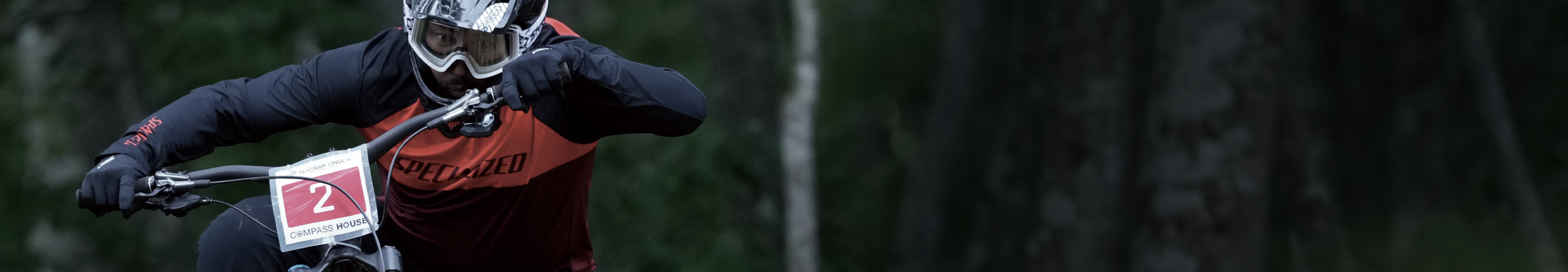 High-speed, high-accuracy focus lens drive