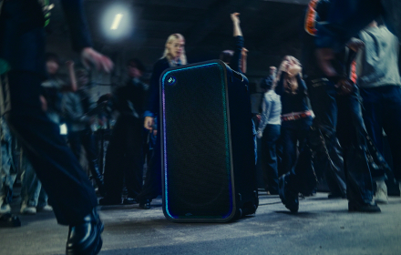 Fill the dancefloor with 360º Party Sound