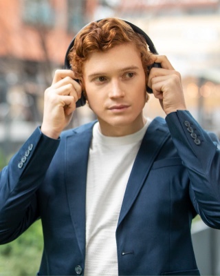 Sony WH-1000XM4 Wireless Noise 