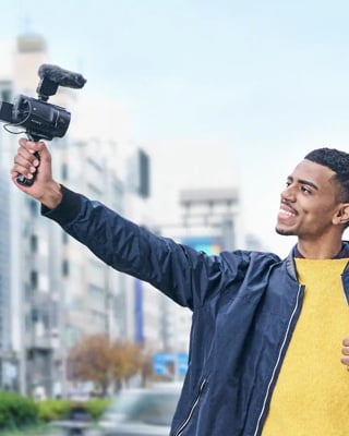 Sony AX43A 4K Handycam with Exmor R CMOS sensor | FDRAX43A